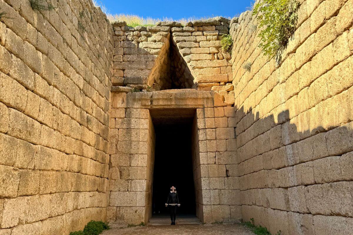 Homer's Odyssey The Tomb of Atreus in Mycenae